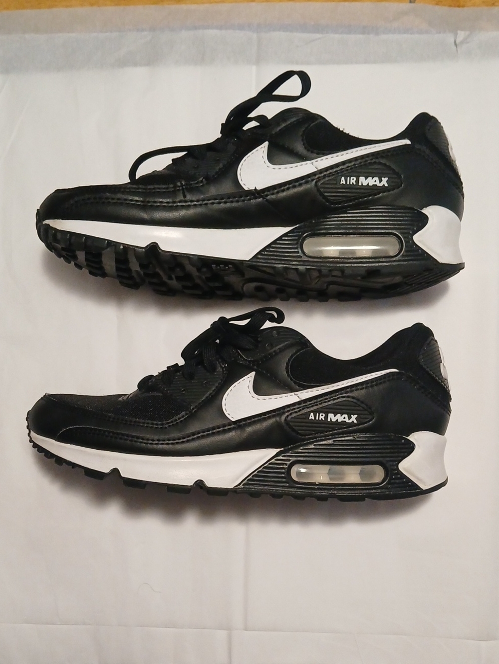 Nike Air Max Black and White Women's Sneakers